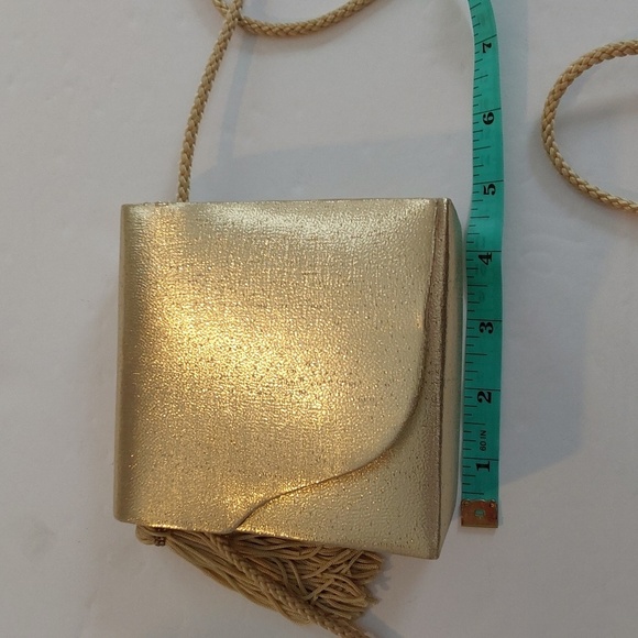 Y & S Elegant Gold Mini Hardside Evening Bag With Cord Strap Sz. Small - Picture 7 of 9